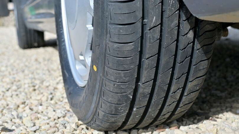 Auto, benvenute gomme estive: ma l'obbligo non è per tutti
