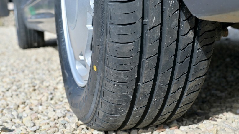 Auto, benvenute gomme estive: ma l'obbligo non è per tutti