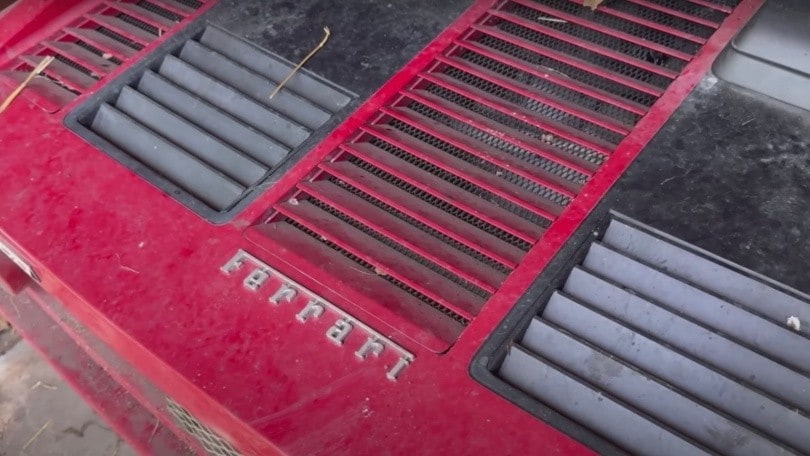 Una Ferrari 512 BB abbandonata da 28 anni torna in vita