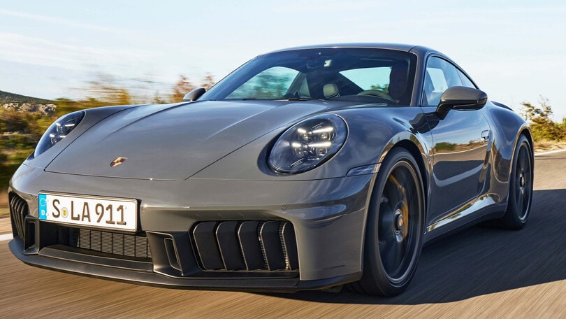 Su Auto in edicola: Porsche 911 Carrera GTS, icona elettrificata