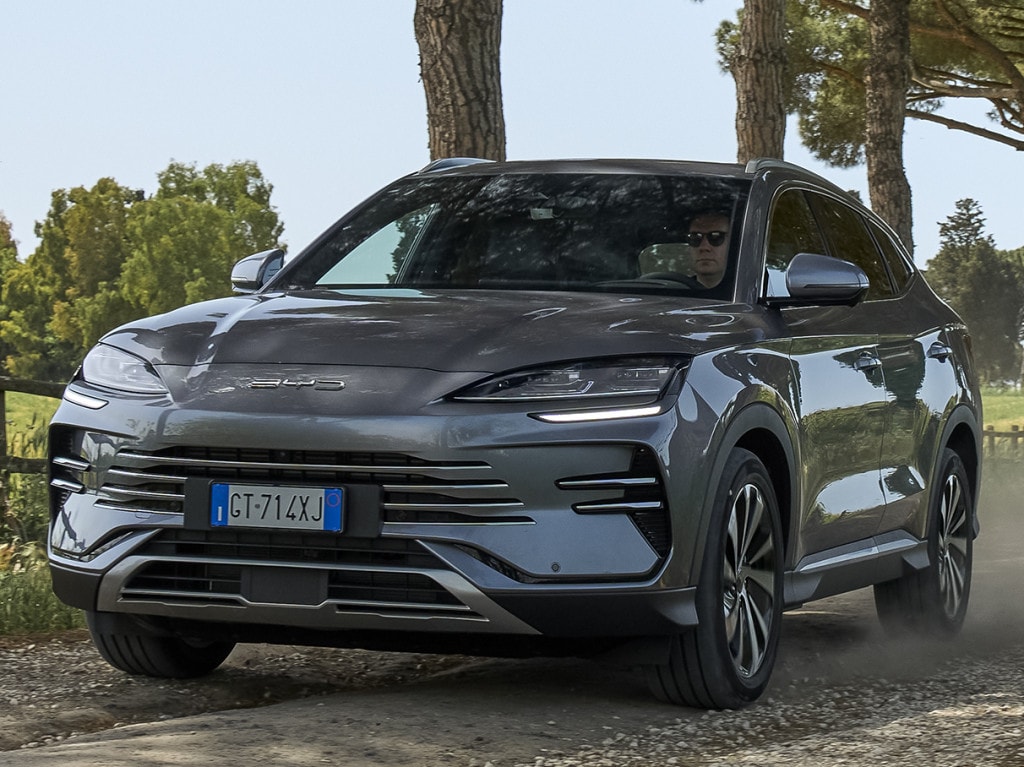 BYD Seal U DM-i, l'elettrica a benzina con autonomia da Diesel