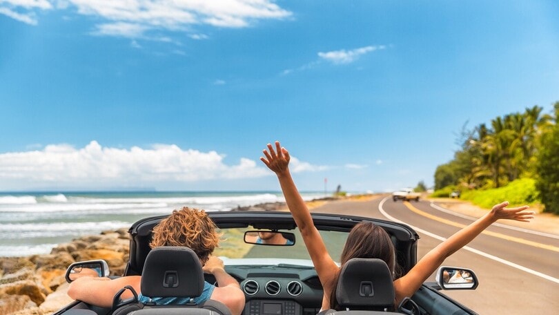 Estate di viaggi on the road: le migliori auto per viaggiare e i controlli pre partenza
