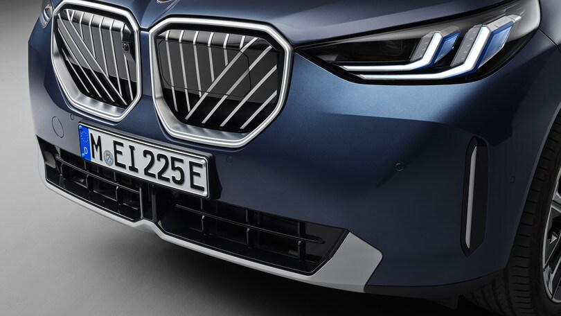 Nuova BMW X30 è anche Plug In Hybrid