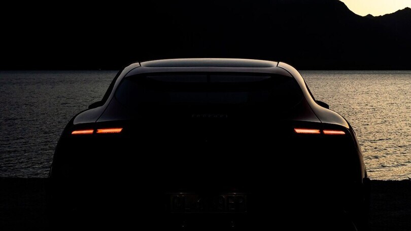 Ferrari elettrica 2025, primo avvistamento su strada