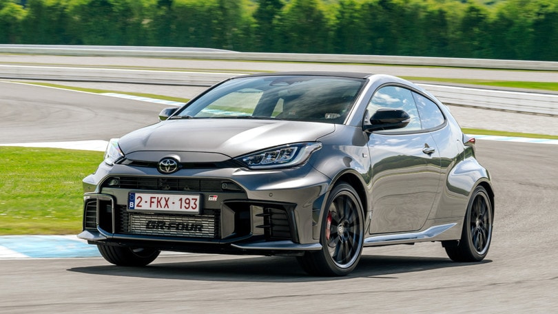 Prova Toyota GR Yaris 2024: è la hot hatch definitiva?