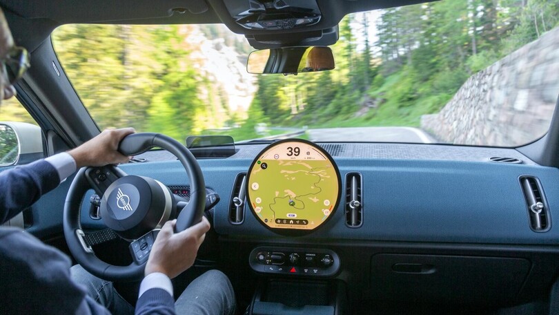 Mini Countryman SE All4: la prova in viaggio