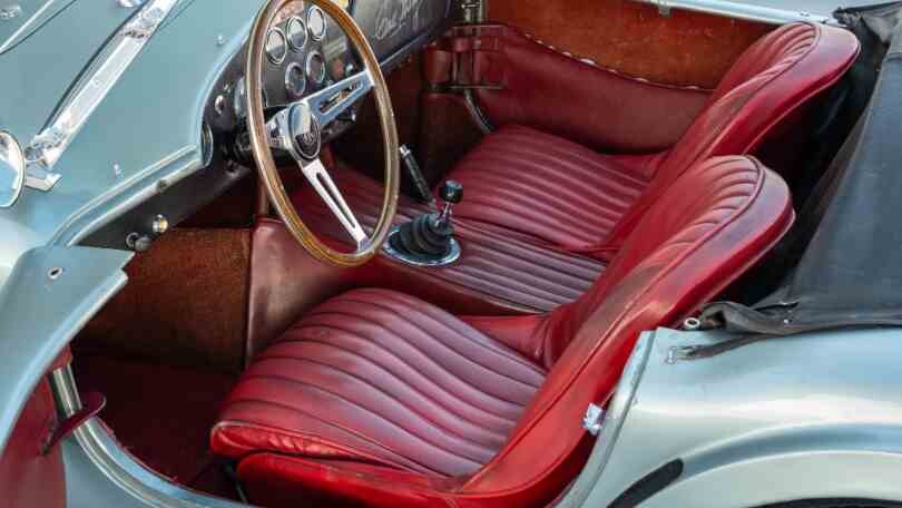 Una Shelby 289 Cobra è all'asta e ha alle spalle una storia unica