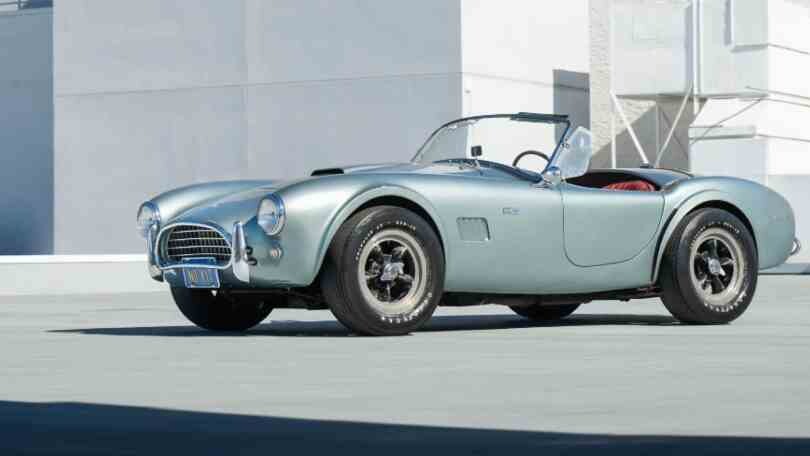 Una Shelby 289 Cobra è all'asta e ha alle spalle una storia unica
