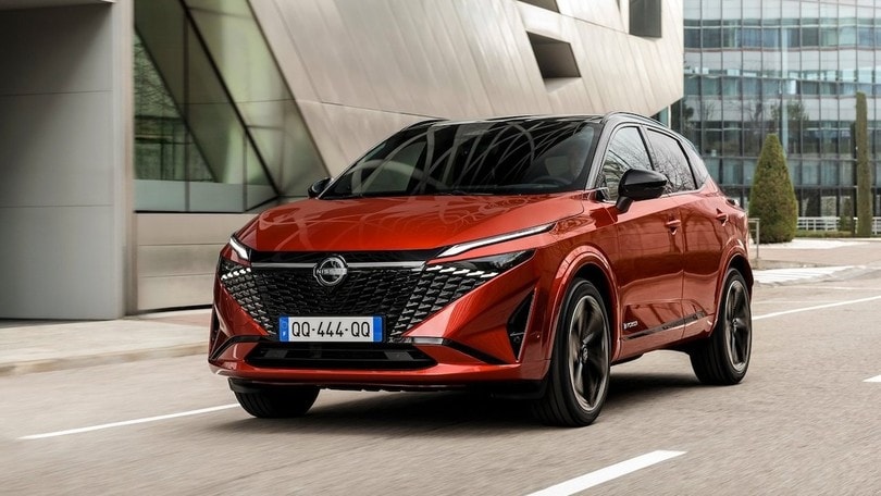 Nissan Qashqai restyling, i prezzi di mild hybrid ed e-Power