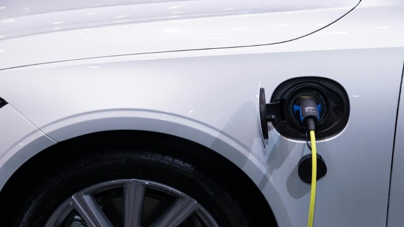 In Italia boom di vendite di auto elettriche, sale anche l'usato