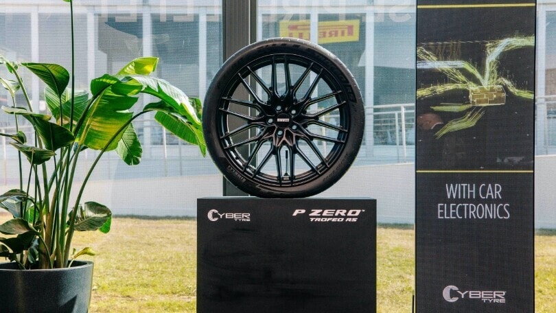 Pirelli, con il Cyber Tyre i pneumatici e l'intelligenza dell'auto comunicano