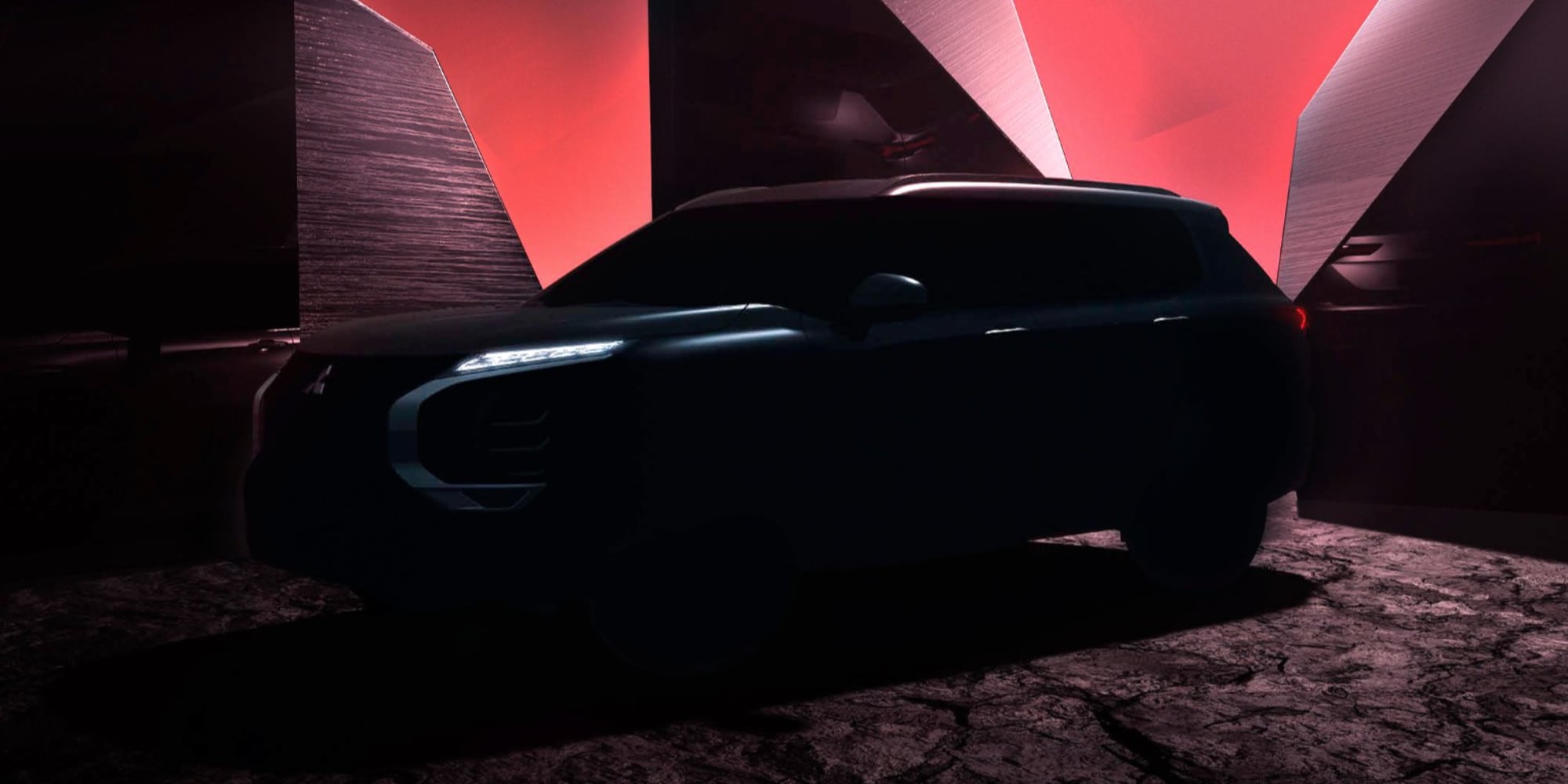 Mitsubishi, primo teaser del nuovo Outlander PHEV