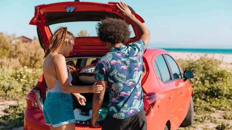 Vacanze in auto? I consigli preziosi da seguire prima e durante i viaggi