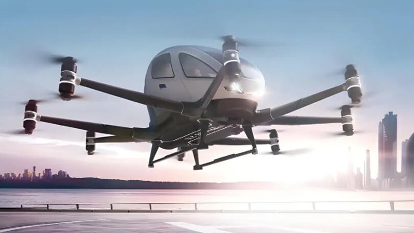 EHang svela il primo drone taxi a guida autonoma: ecco l'EH216