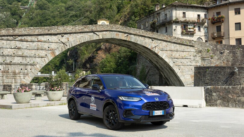 Auto Roadshow Mountain 2024: da Pont-Saint-Martin al Forte di Bard