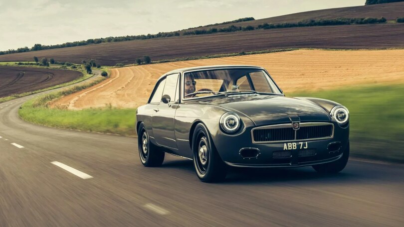 MGB rinasce grazie al restomod Frontline Cars