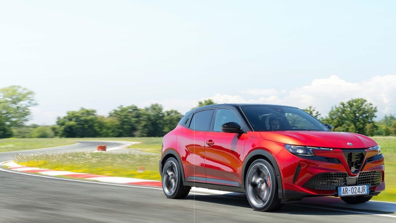 Alfa Romeo Junior Veloce, il test completo del Centro prove