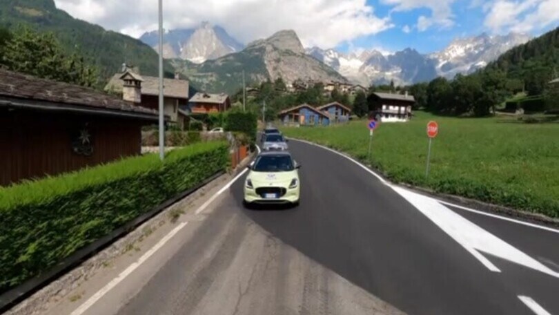 Auto Roadshow Mountain 2024, i test drive tra tornanti e sentieri