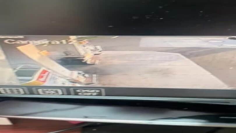 Va a fare benzina alla Bugatti Chiron ma riparte con l’erogatore attaccato