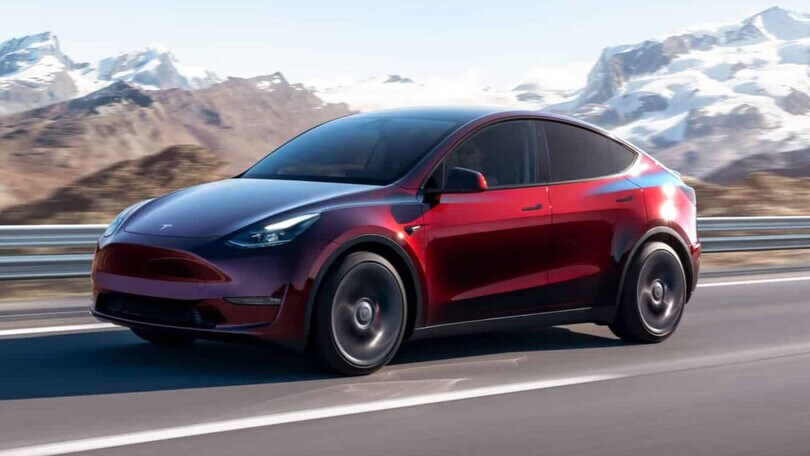 Tesla abbassa il prezzo do Model 3 e Y, sconto pesante
