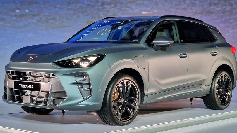 Cupra Terramar, il nuovo C-Suv (anche) elettrificato