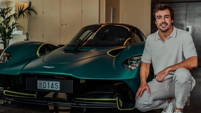 Aston Martin, imbarazzo per Alonso: la Valkyrie lo lascia a piedi