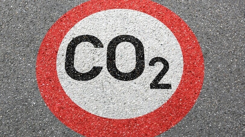 Limiti più bassi per la CO2 dal 2025: Case auto preoccupate