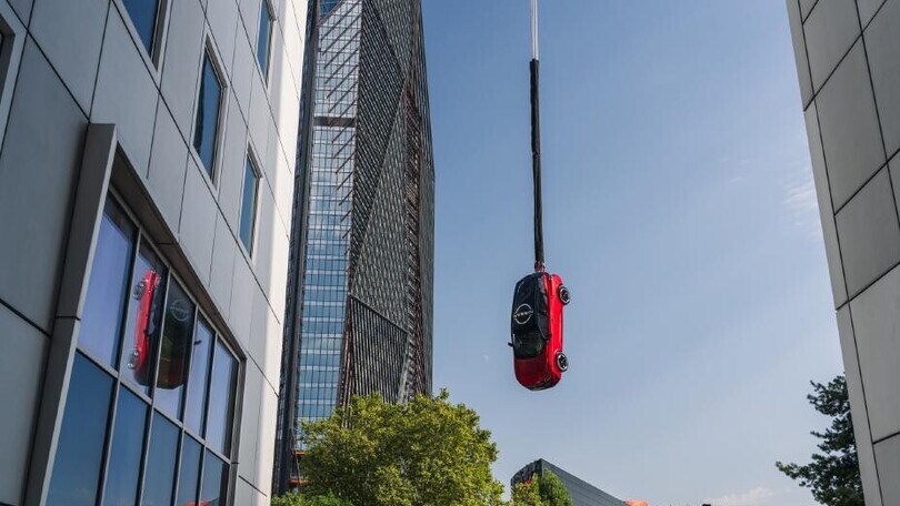 Nissan Qashqai, uno spot da brividi segna un nuovo Guinness World Record