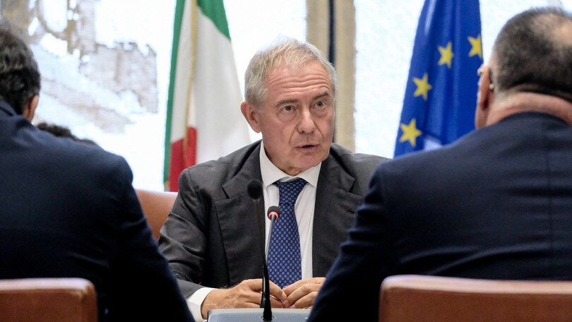 Revisione Fit for 55 e investimenti sull'auto, Urso incontra Habeck