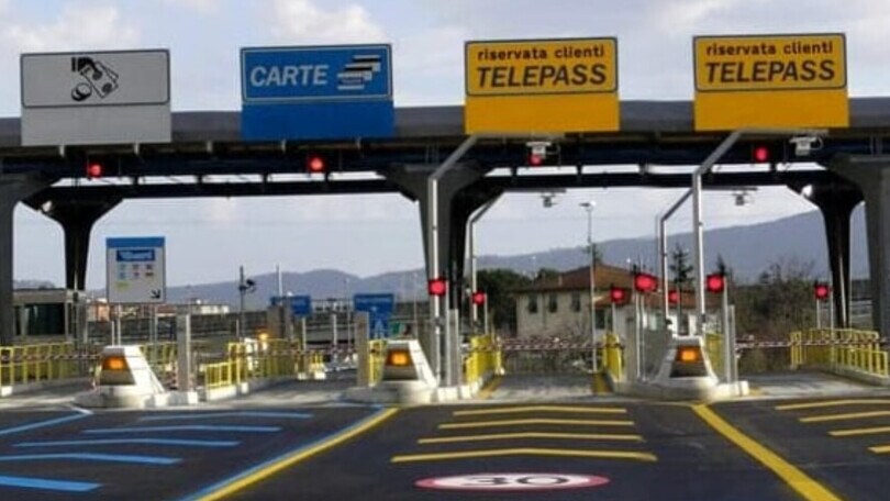 Modifica il camion come se fosse una Formula 1 da 1.500 cv: l'assurda follia in autostrada