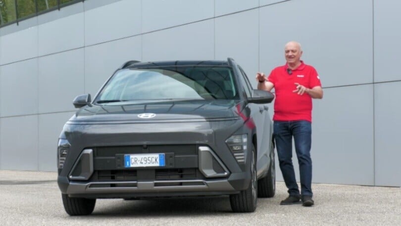 Hyundai Kona 1.0 Hybrid, guida all'acquisto