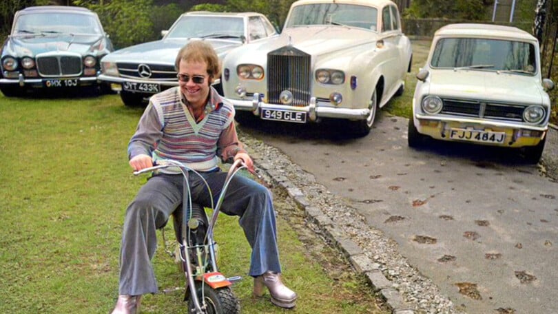 Elton John, le auto esclusive del cantante inglese (parte 1)