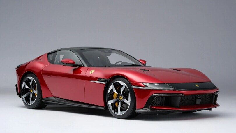 Non puoi permetterti una Ferrari? C'è l'esclusivo modellino della 12 Cilindri