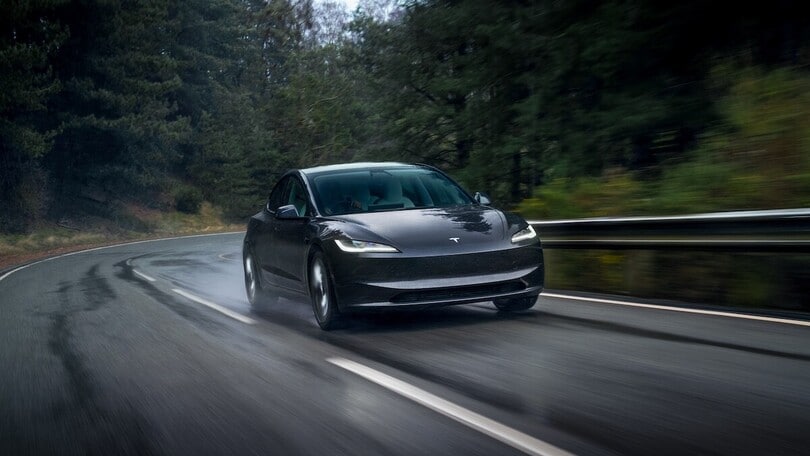 Tesla Model 3 Long Range, i prezzi della versione con più alta autonomia