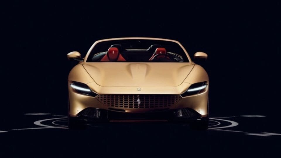 Ferrari Roma Spider Tailor Made, tra Oro e lavorazioni sostenibili