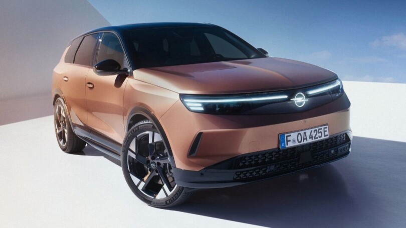 Opel Grandland: innovazione e sostenibilità per il nuovo Suv