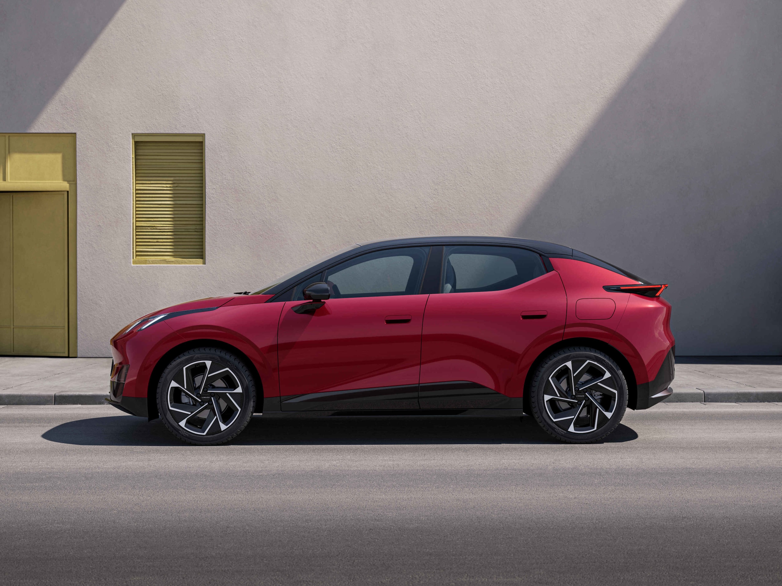 Nuova Link & Co 02: 100% elettrica e progettata in Europa