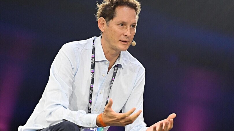 Stellantis, stop ad altri stabilimenti, John Elkann: "Misure necessarie"