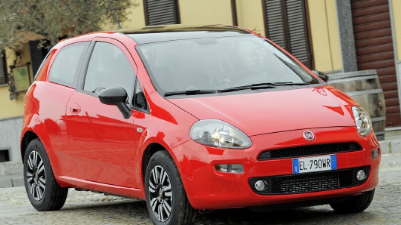 Crea un clone dell'auto di famiglia per pagare una sola assicurazione