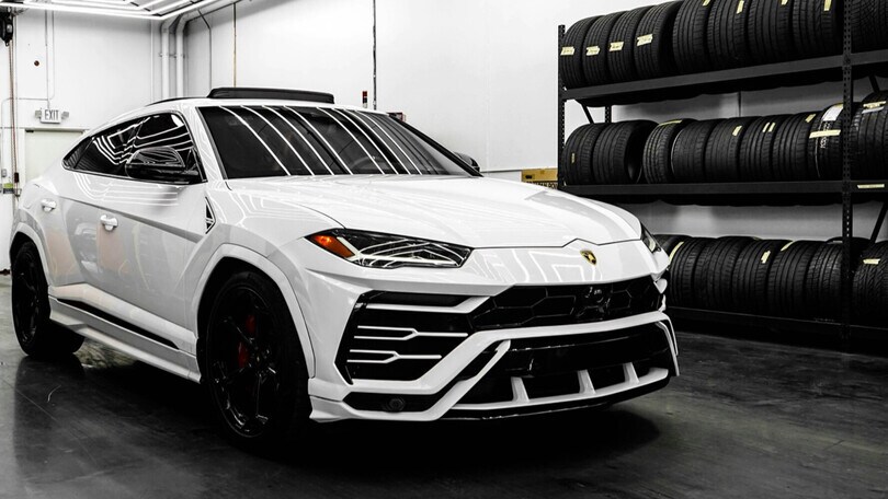 Le auto usate più bizzarre di sempre: ecco 13 storie davvero assurde