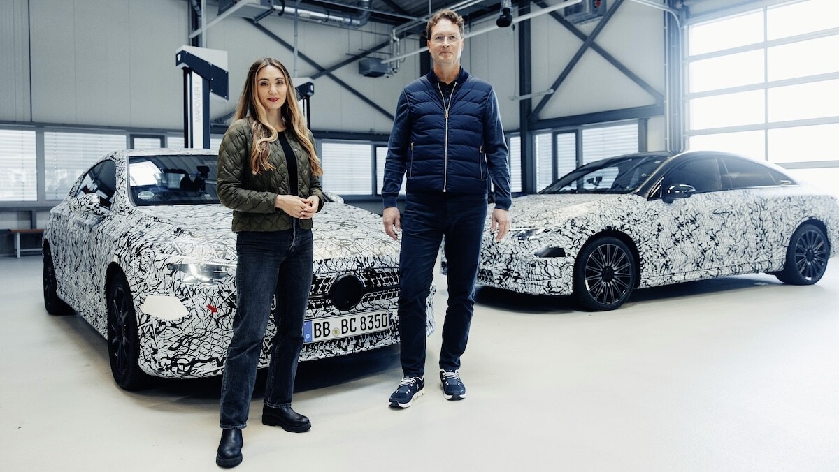 Nuova Mercedes CLA svela i dettagli dell'elettrica e della mild hybrid