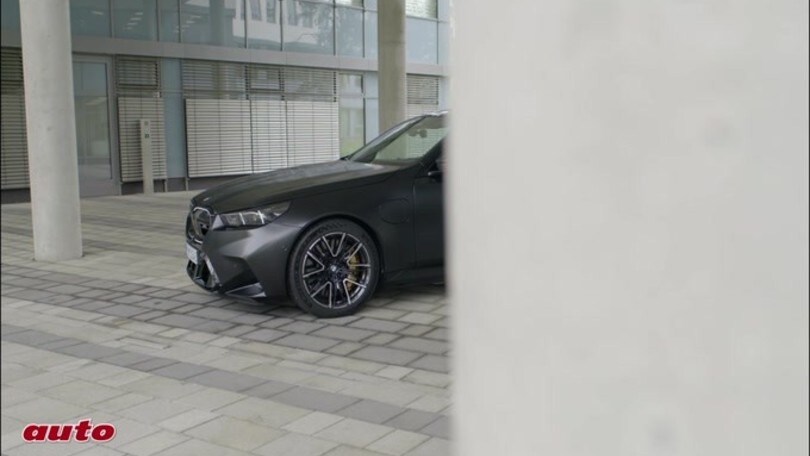 Nuova BMW M5, guarda qui la prova su strada