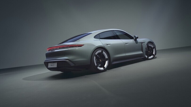 Porsche Taycan 2025, GTS e 4