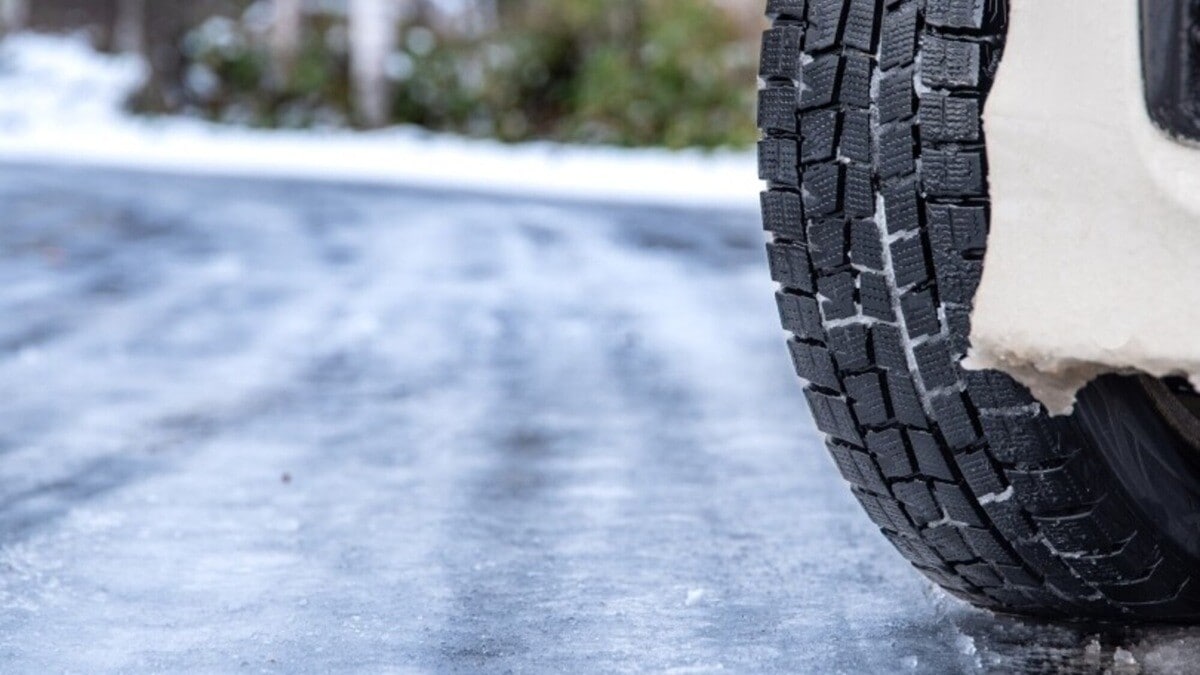 Obbligo gomme invernali: scatta il cambio dal 15 novembre