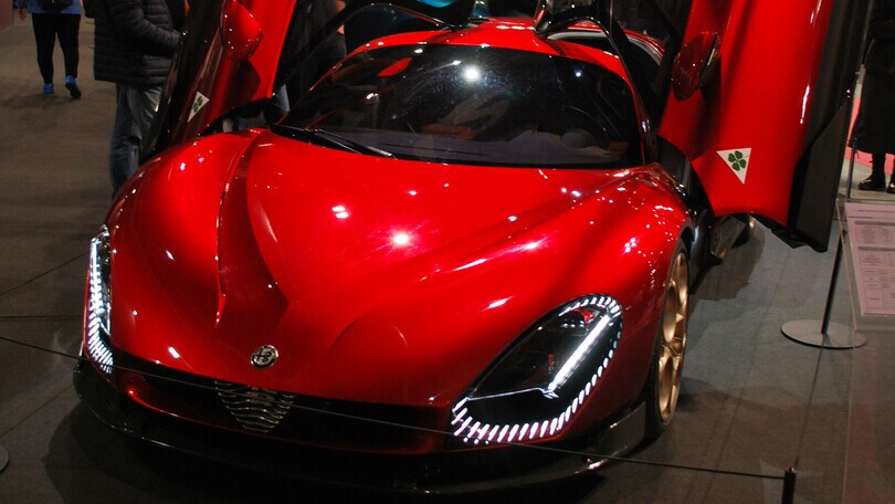 Alfa Romeo a Milano AutoClassica con 33 Stradale, Junior e Iguana