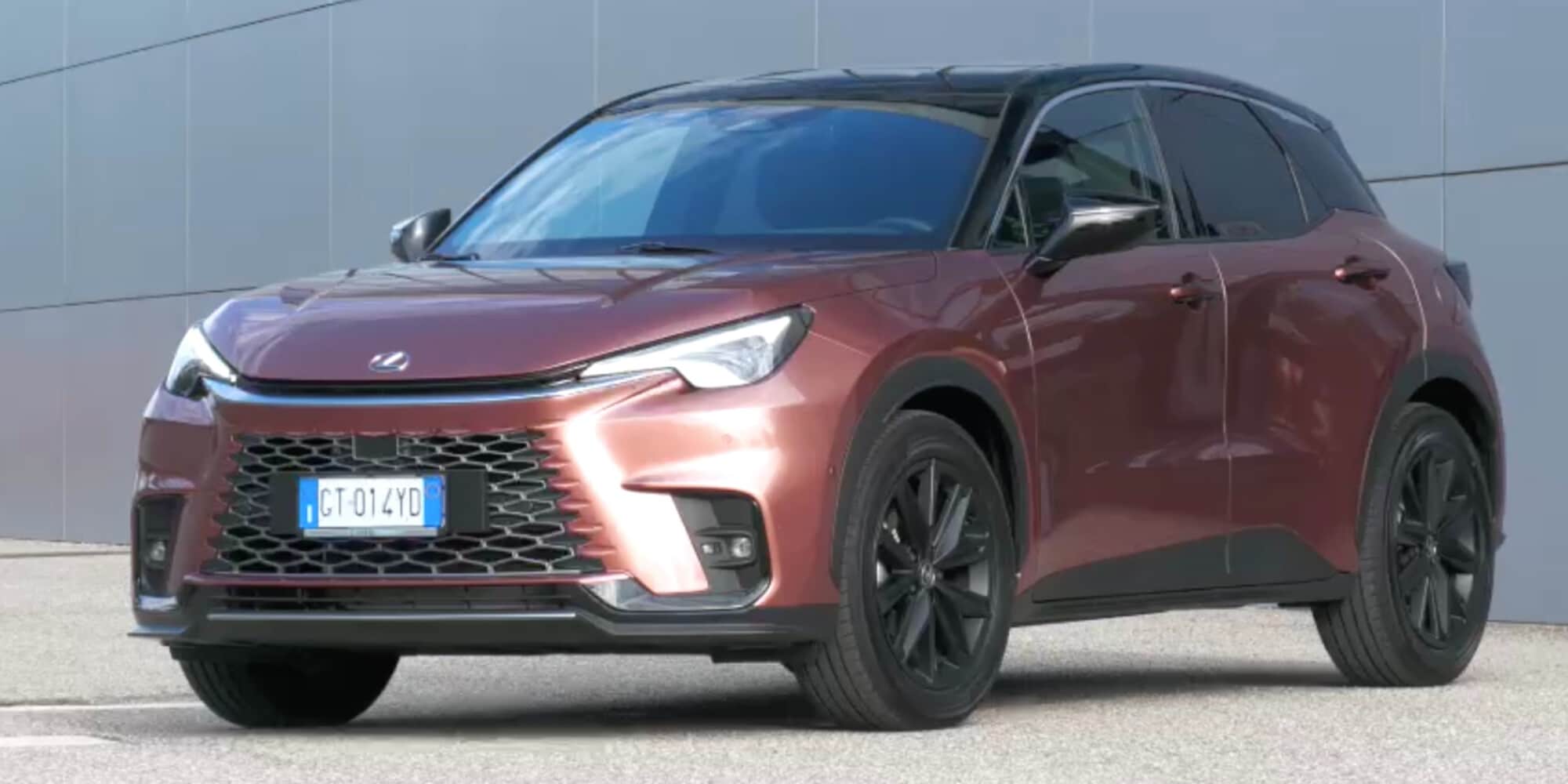 Lexus LBX, la guida completa all'acquisto