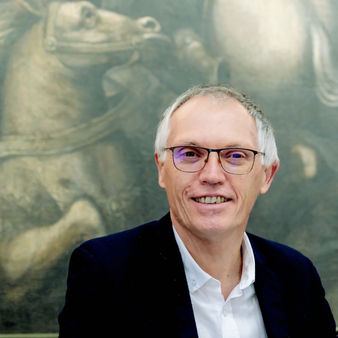 Stellantis, si è dimesso Carlos Tavers