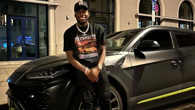 Ubriaco e al volante della Lamborghini Urus: chi è il calciatore beccato dalla Polizia