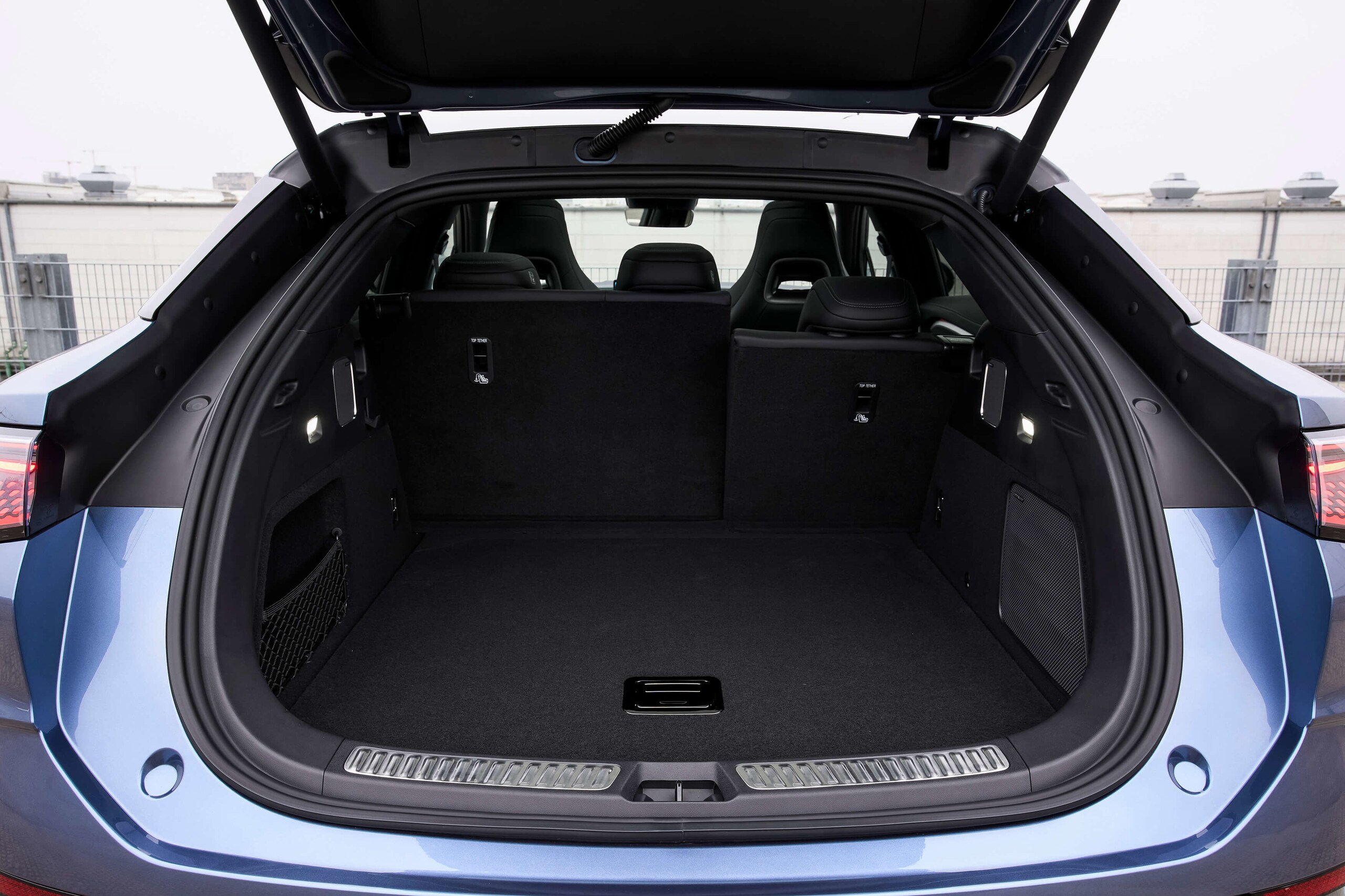 BYD Sealion 7, le foto del Suv che sfida Tesla