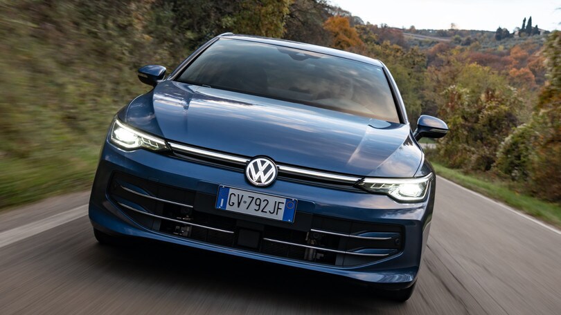 Volkswagen Golf eHybrid, prova della plug-in da 1.000 km di autonomia